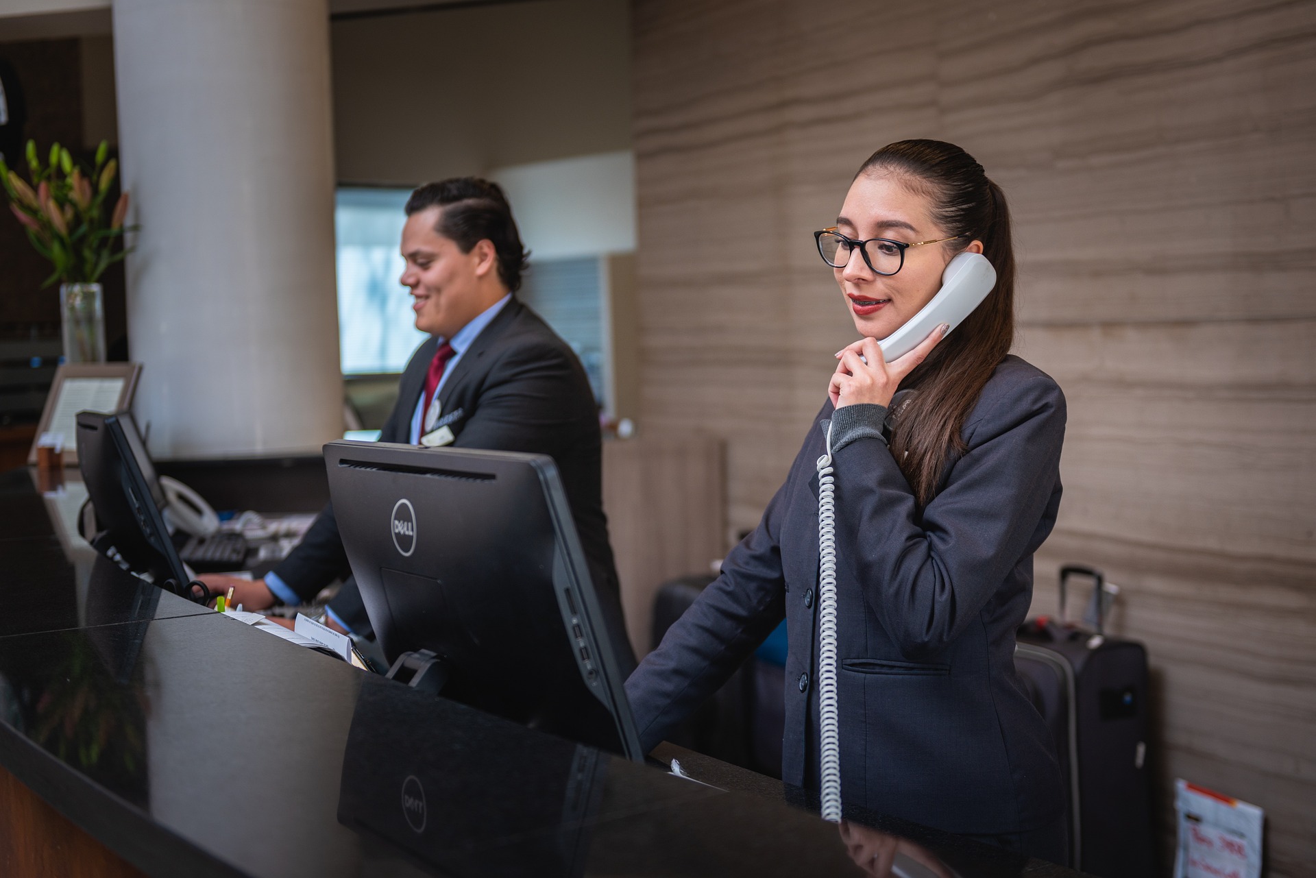 Cafe Cashier's Quest to Be a Receptionist 🏞️